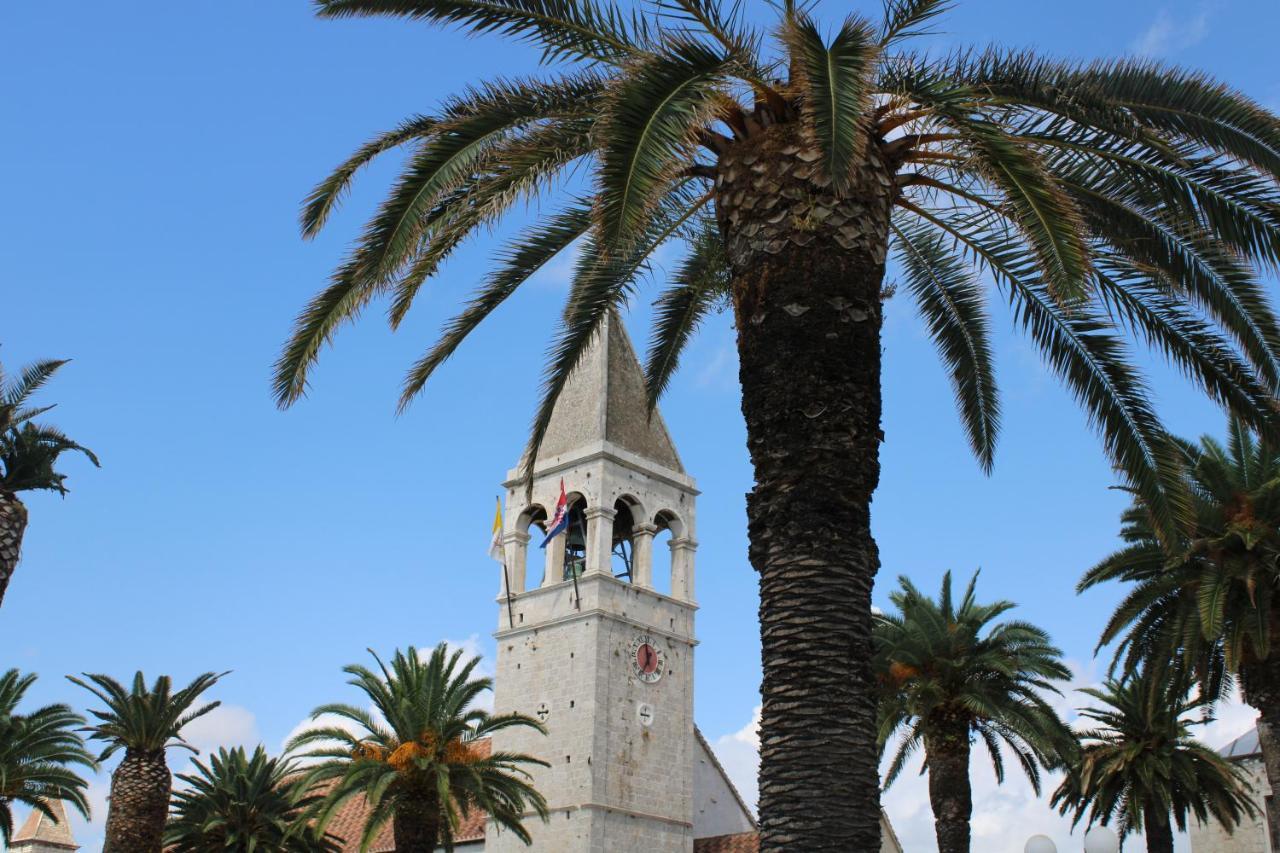 Apartments Villa Macola Trogir Exterior foto