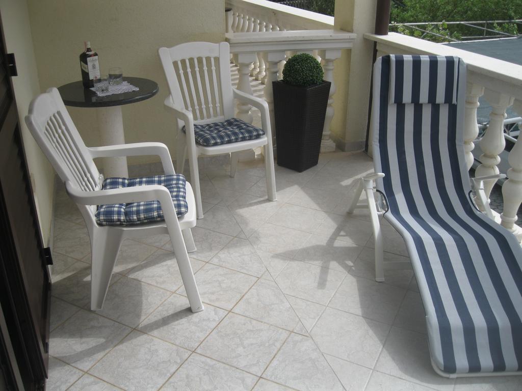 Apartments Villa Macola Trogir Exterior foto