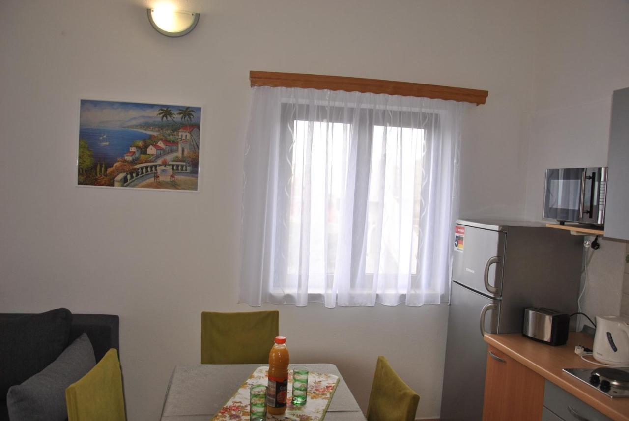 Apartments Villa Macola Trogir Exterior foto